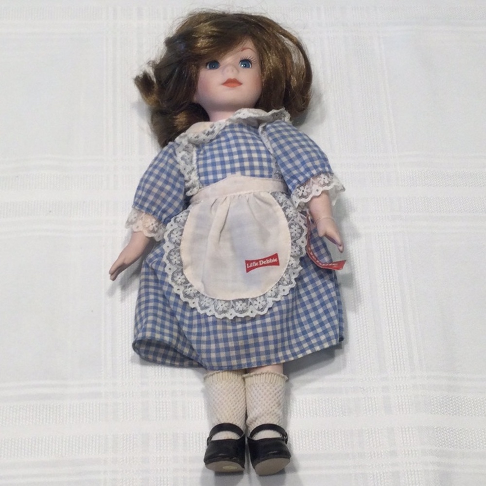 Little Debbie Dynasty Porcelain Doll 1990 30th Anniversary